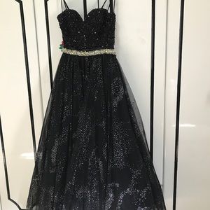 Sherri hill black ball gown formal dress size 4